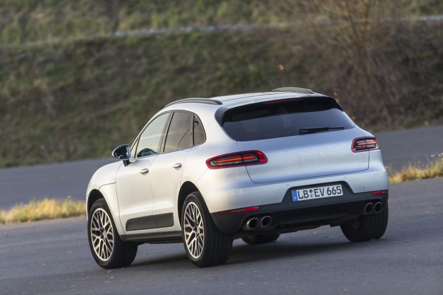  Porsche Macan Turbo 2015 года  (фото 52 из 84)
